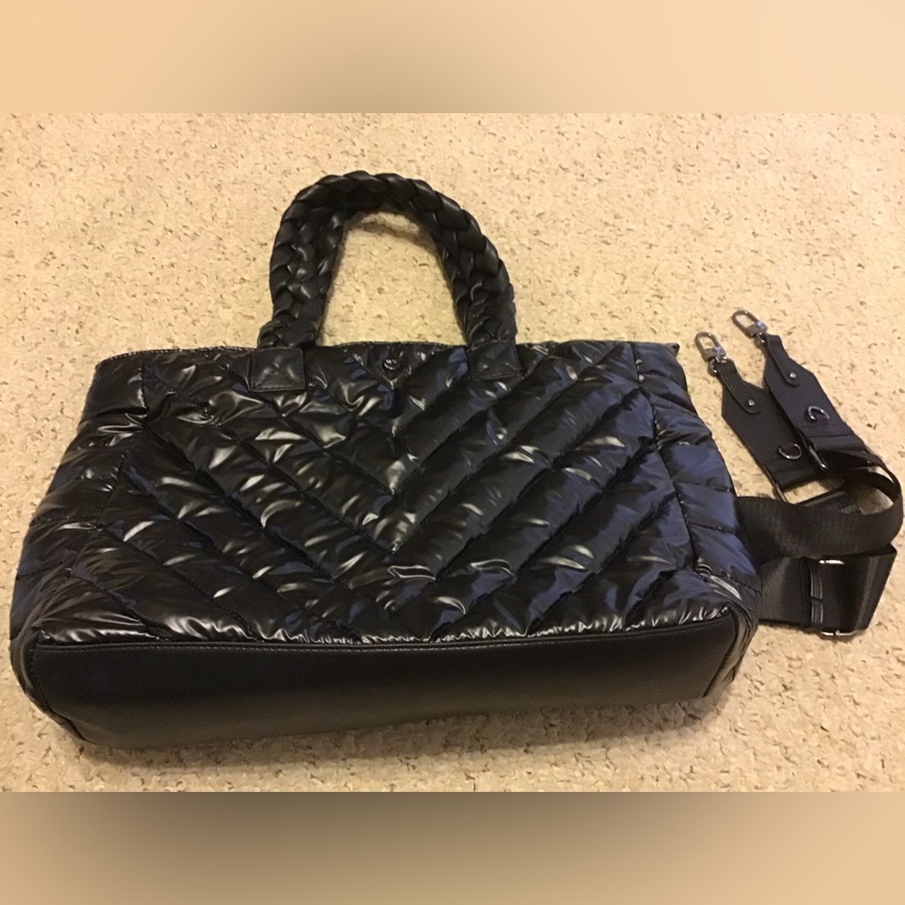 WANDERFULL LARGE BLACK QUILTED TOTE BAG EUC